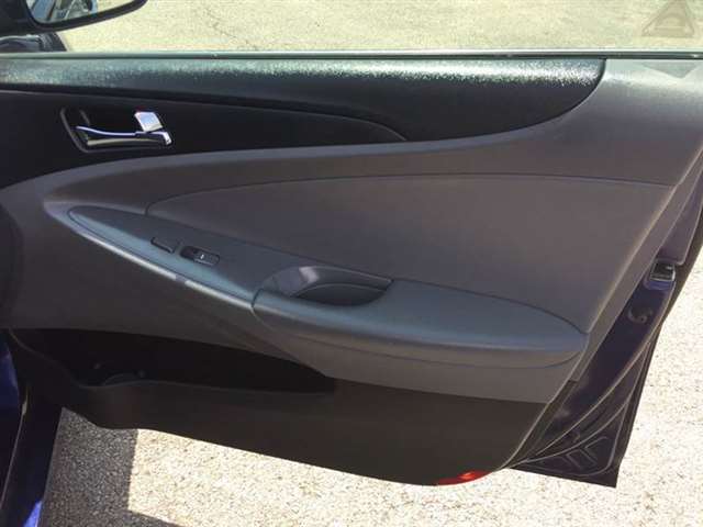 2012 Hyundai Sonata SE 4dr Sedan 6A